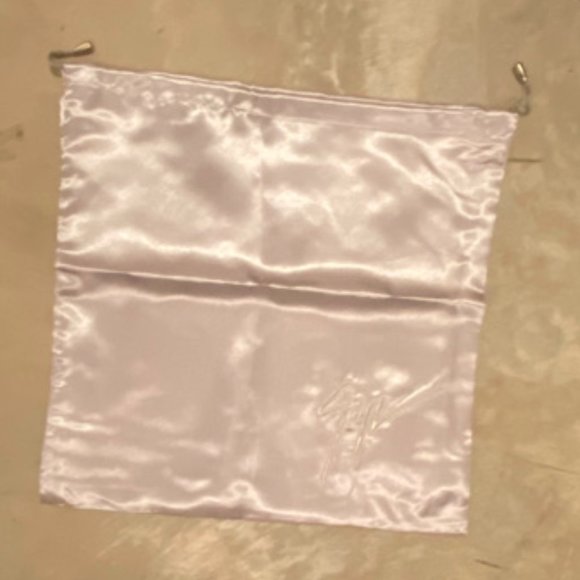 Authentic Giuseppe Zanotti Sneakers with Gold Plate and Fur (Size 35, US5) - Picture 7 of 7